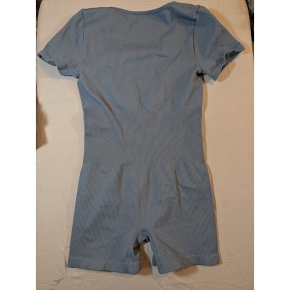 OQQ Women's Medium Blue Ribbed Knit Square Neck Romper Jumpsuit Short Sleeve - Picture 3 of 5